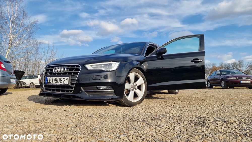 Audi A3 Sportback - 1