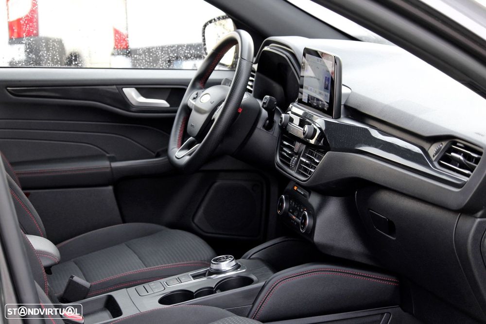 Ford Kuga - 13