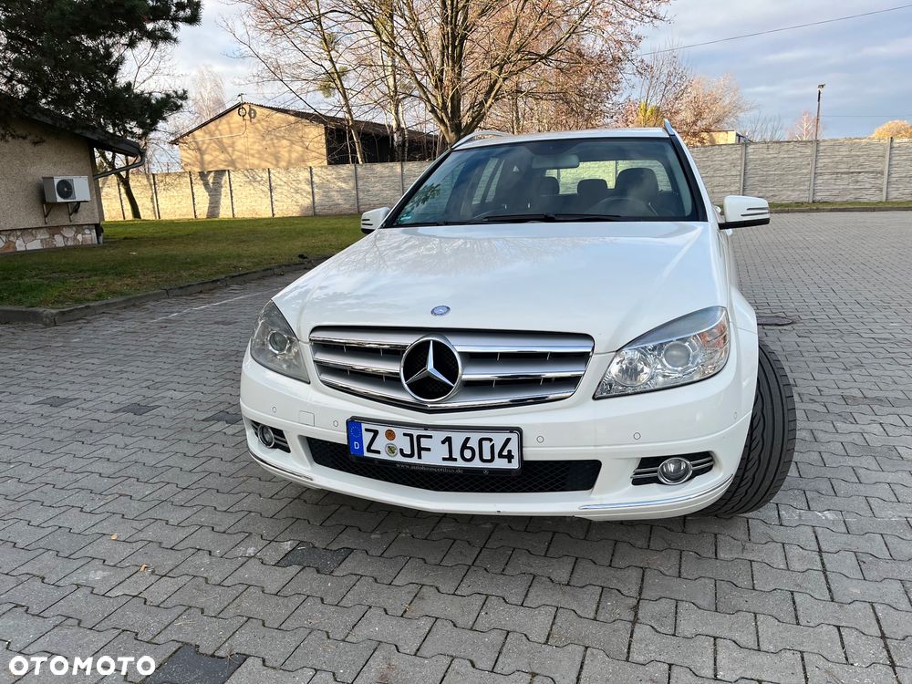 Mercedes-Benz Klasa C 180 T BlueEFFICIENCY 7G-TRONIC Avantgarde - 14