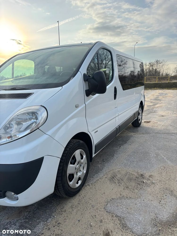 Opel Vivaro L2H1 2.9t Essentia - 31