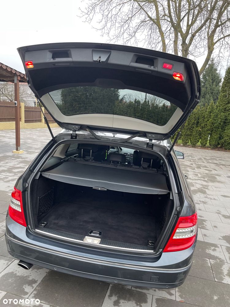 Mercedes-Benz Klasa C - 30