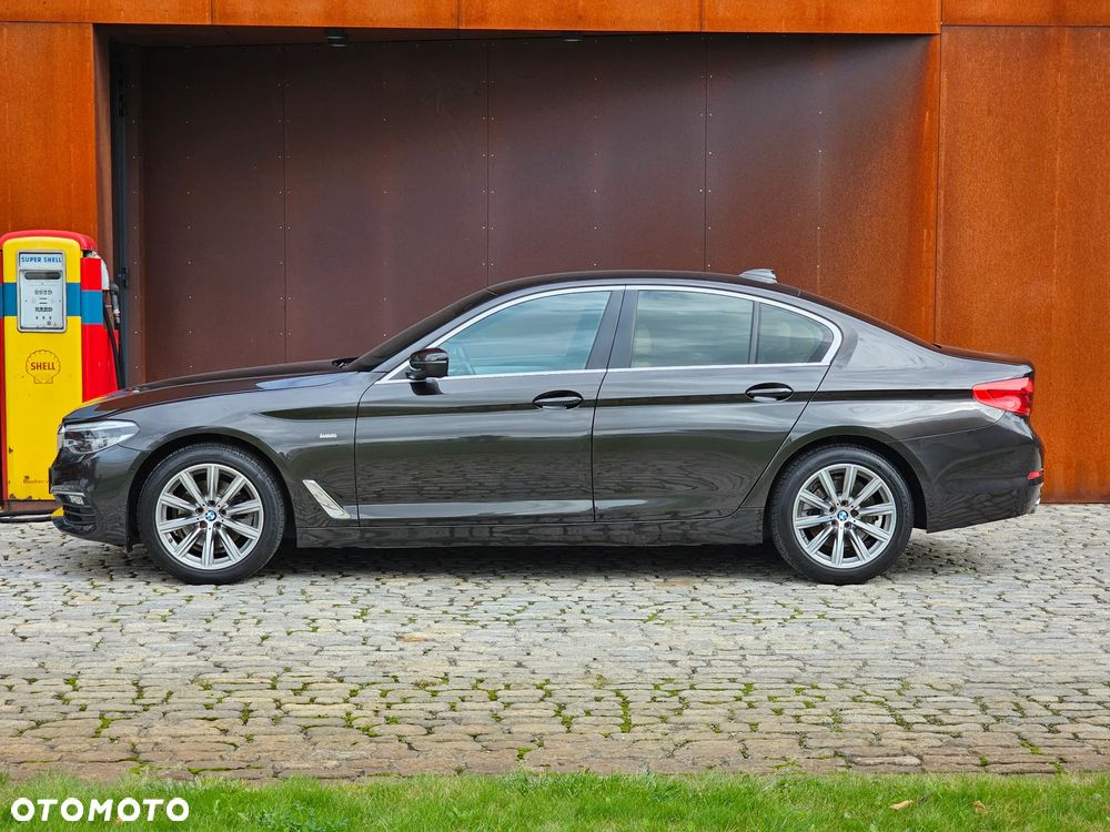 BMW Seria 5 520d Luxury Line - 4