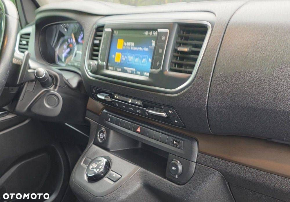 Toyota Proace Verso - 23