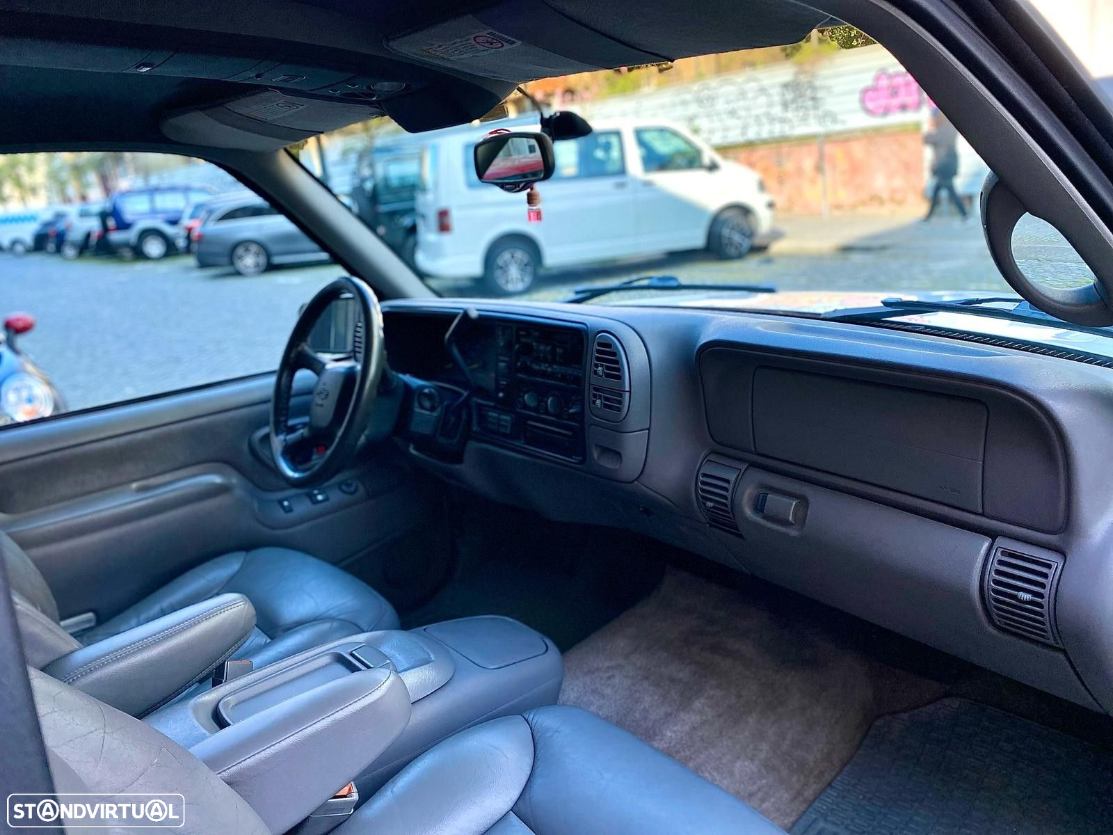 Chevrolet Tahoe - 29