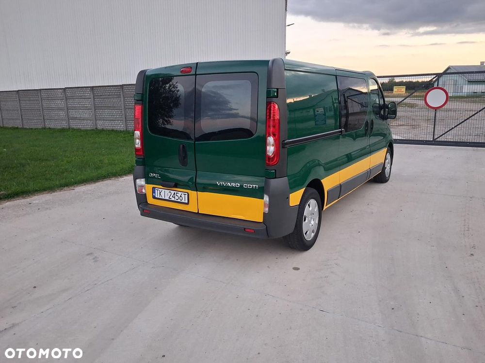Opel Vivaro - 10