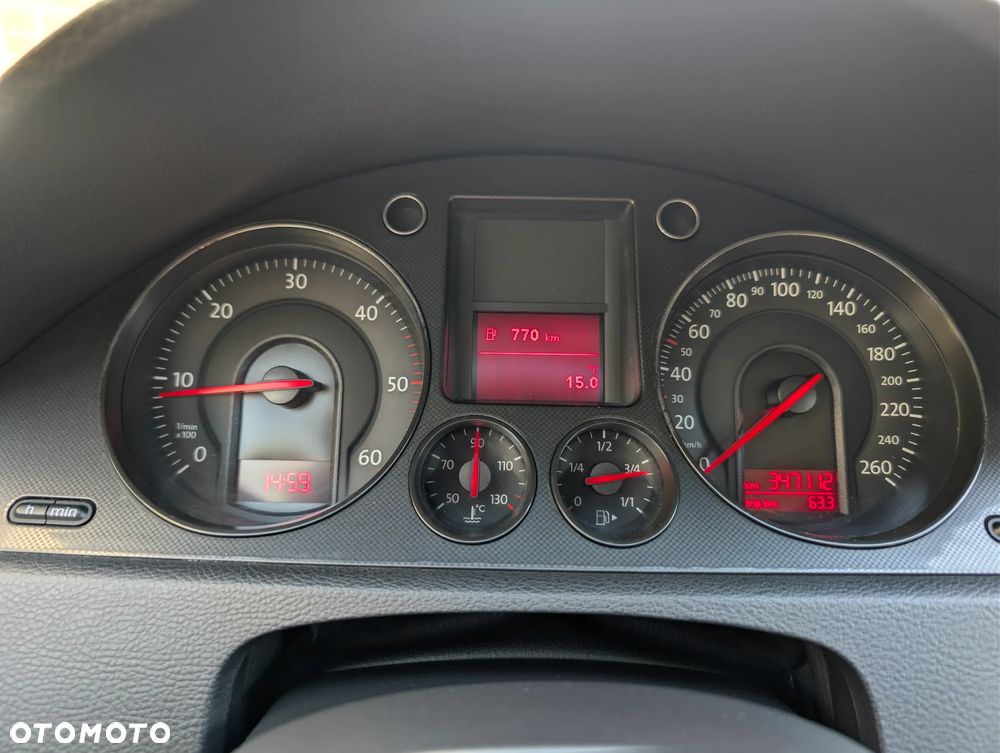 Volkswagen Passat 1.9 TDI Comfortline - 6