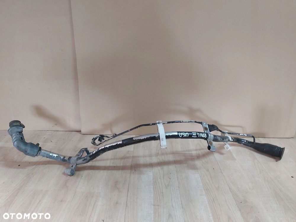 Toyota Rav4 IV rura wlewu paliwa wlew 2,5 USA - 1