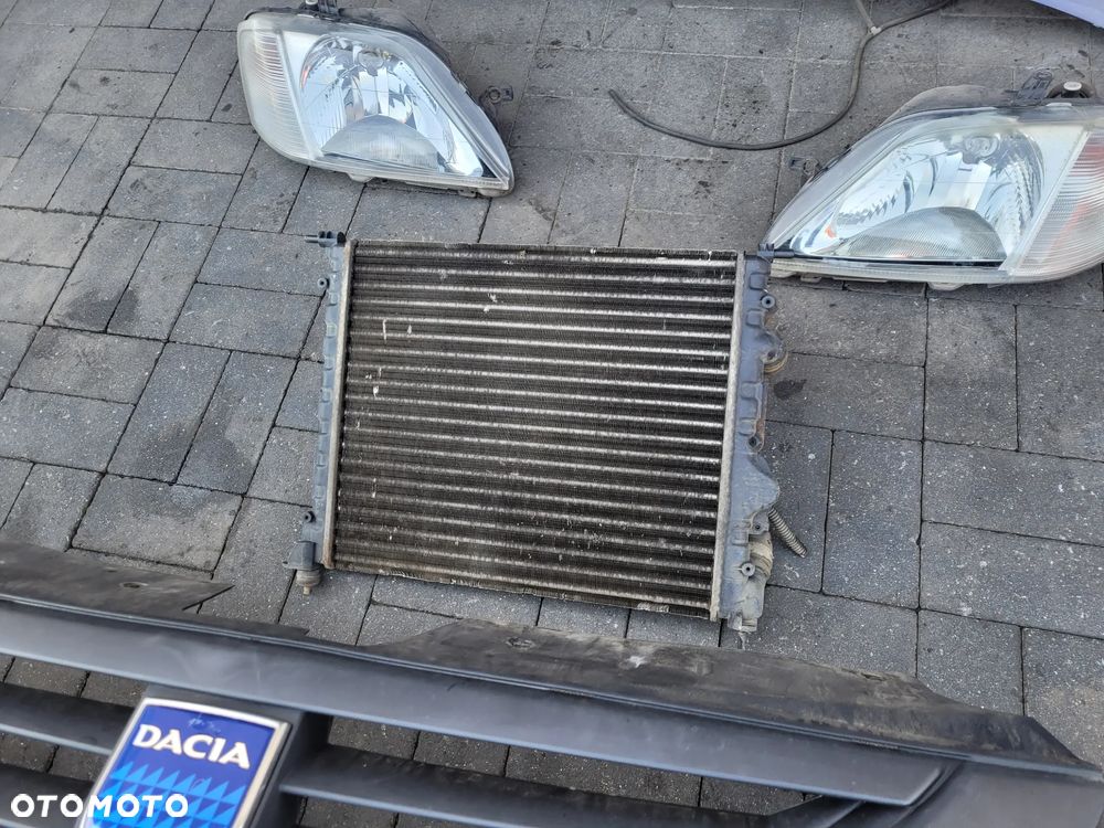 Dacia Logan I 04-08 1.4 Zestaw maska lampy blotniki chlodnica zderzak - 9