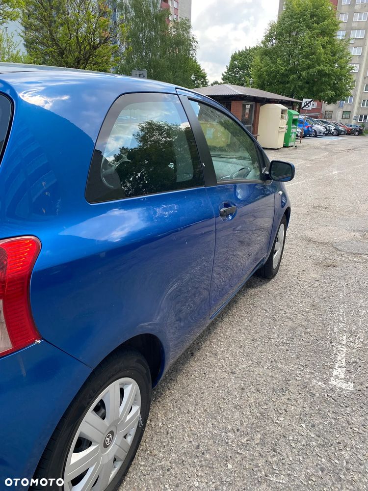 Toyota Yaris 1.0 VVT-i - 3