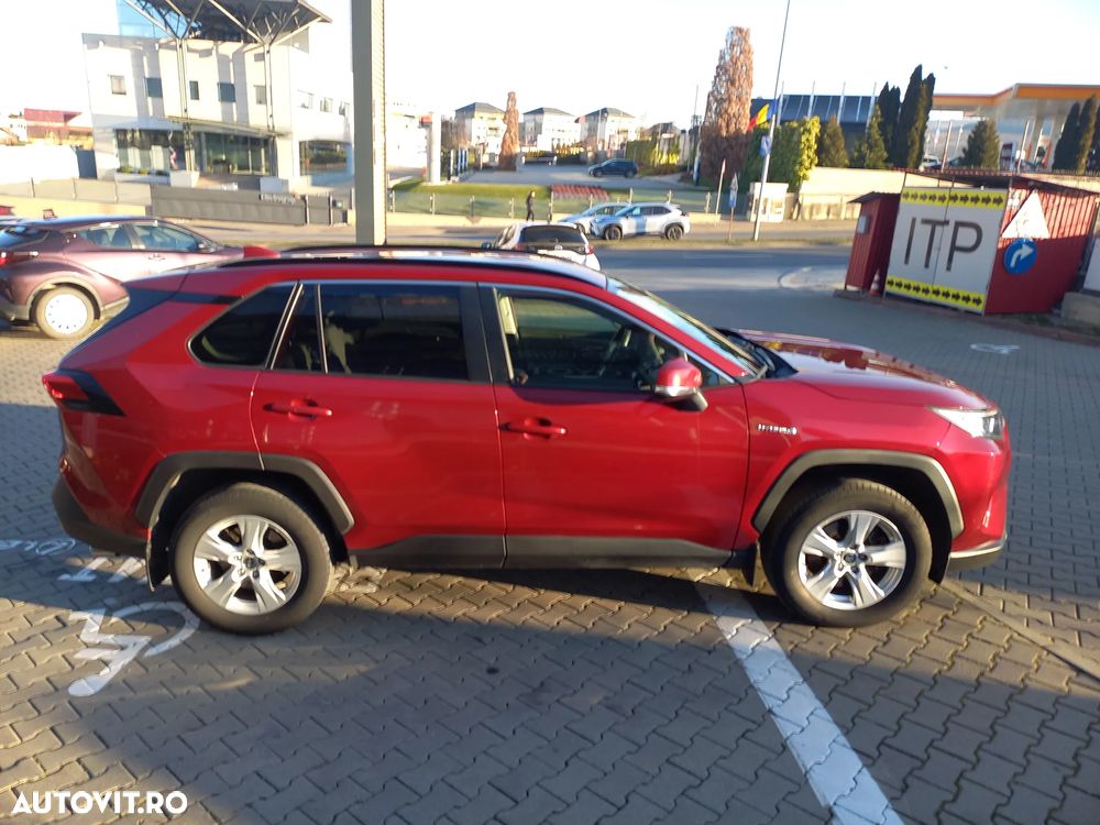 Toyota RAV4 - 5