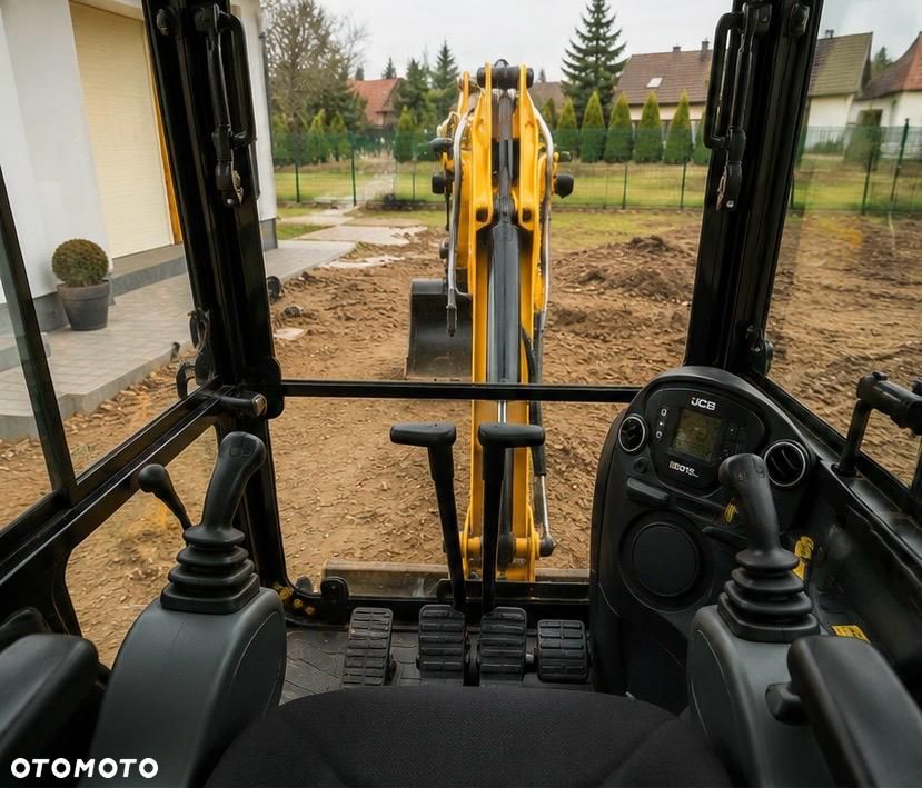 JCB 8015 - 8