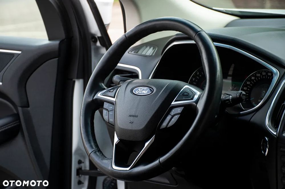 Ford Edge 2.0 TDCi 4x4 Titanium - 7