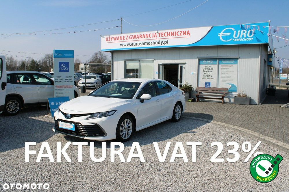 Toyota Camry - 2