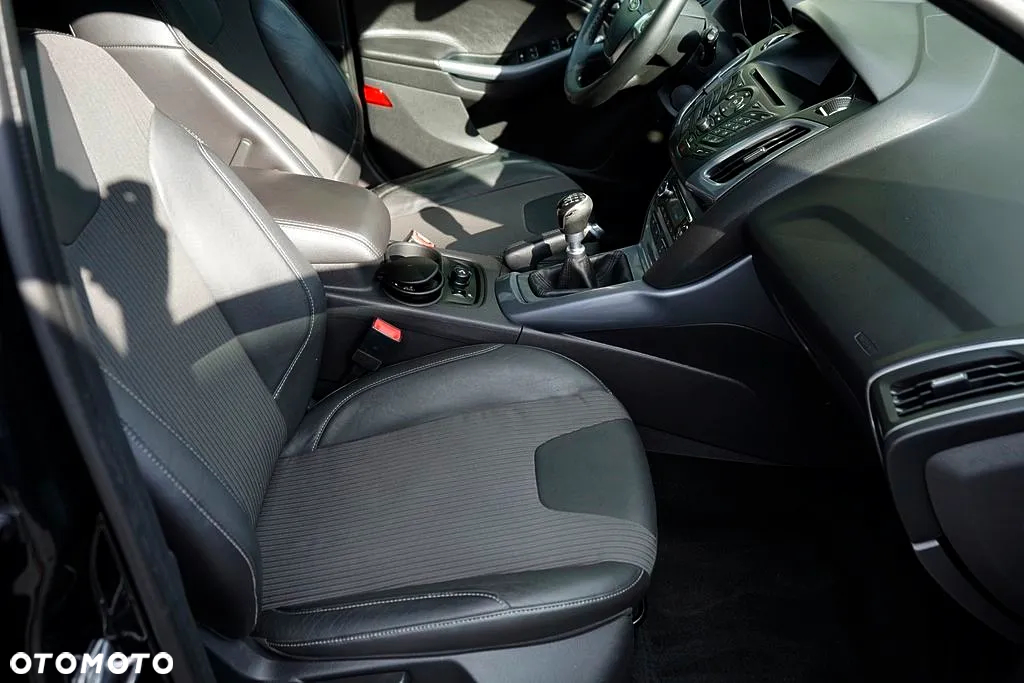 Ford Focus 2.0 TDCi Titanium - 19