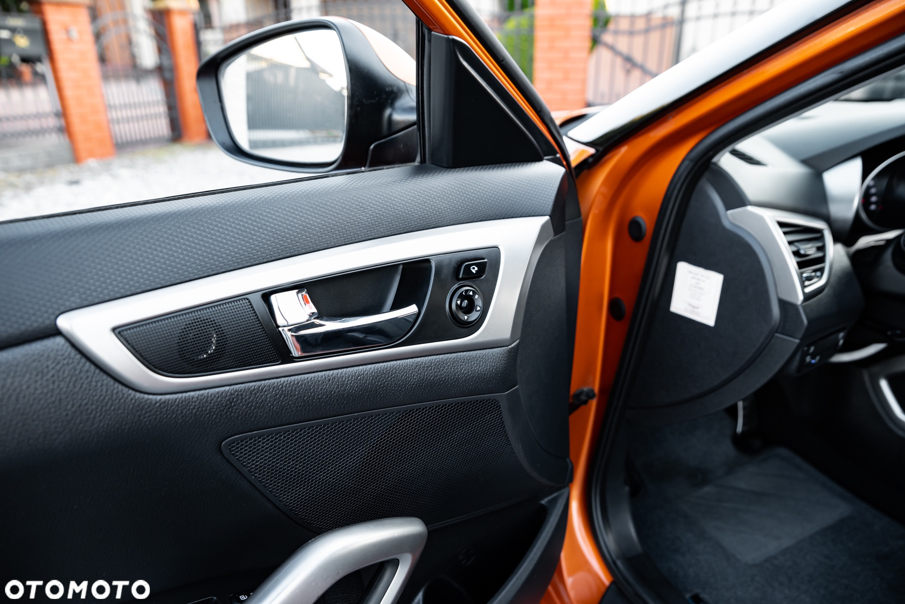 Hyundai Veloster 1.6 GDI Premium - 21