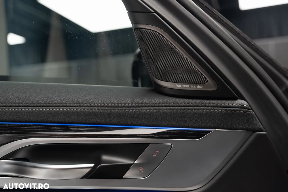 BMW Seria 7 740d xDrive - 12