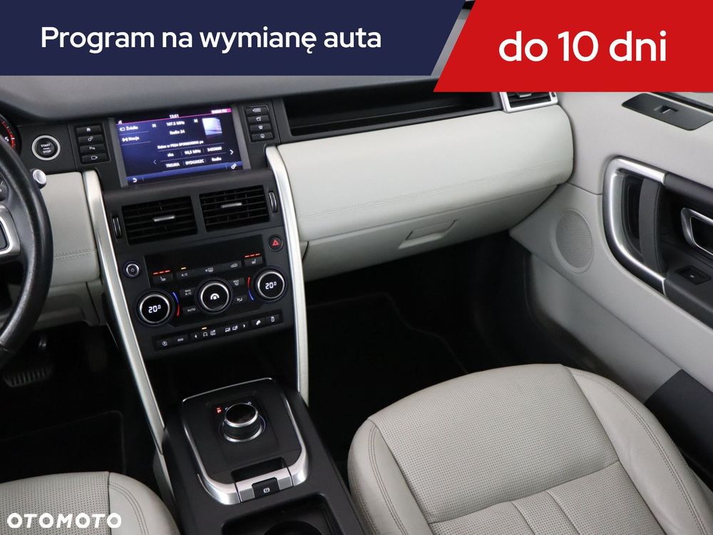 Land Rover Discovery Sport - 10
