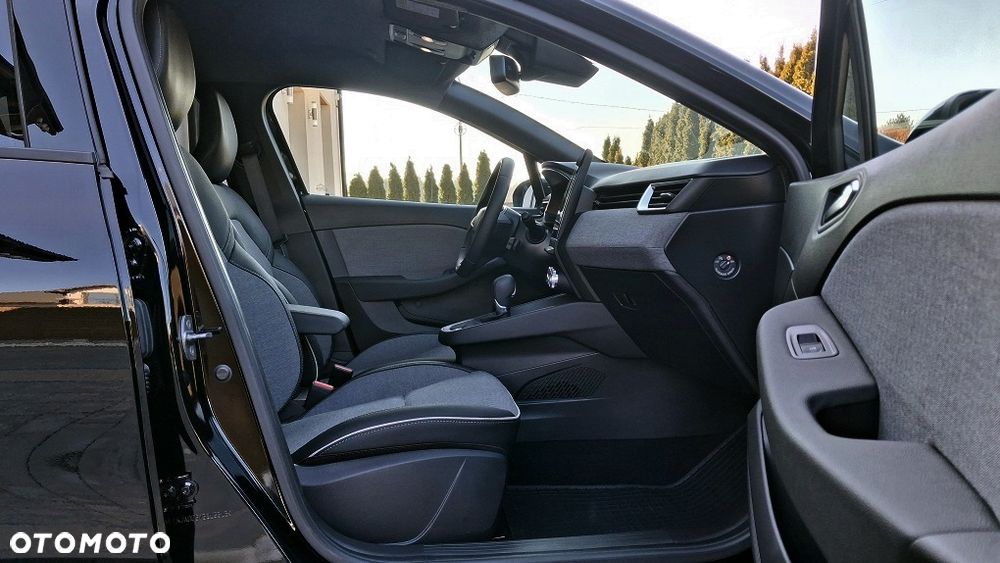 Renault Clio TCe 90 X-tronic INTENS - 12