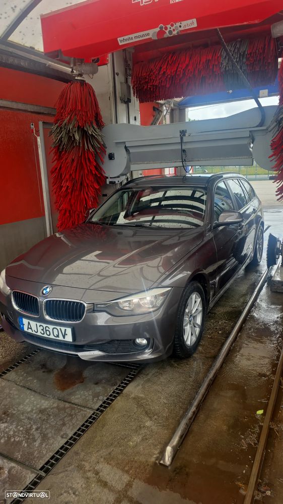 BMW 318 d Aut. Modern Line - 1