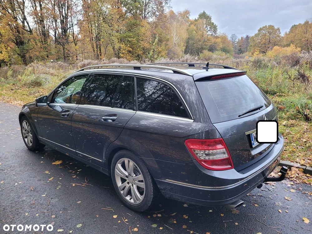 Mercedes-Benz Klasa C 220 CDI DPF Automatik BlueEFFICIENCY Avantgarde - 4