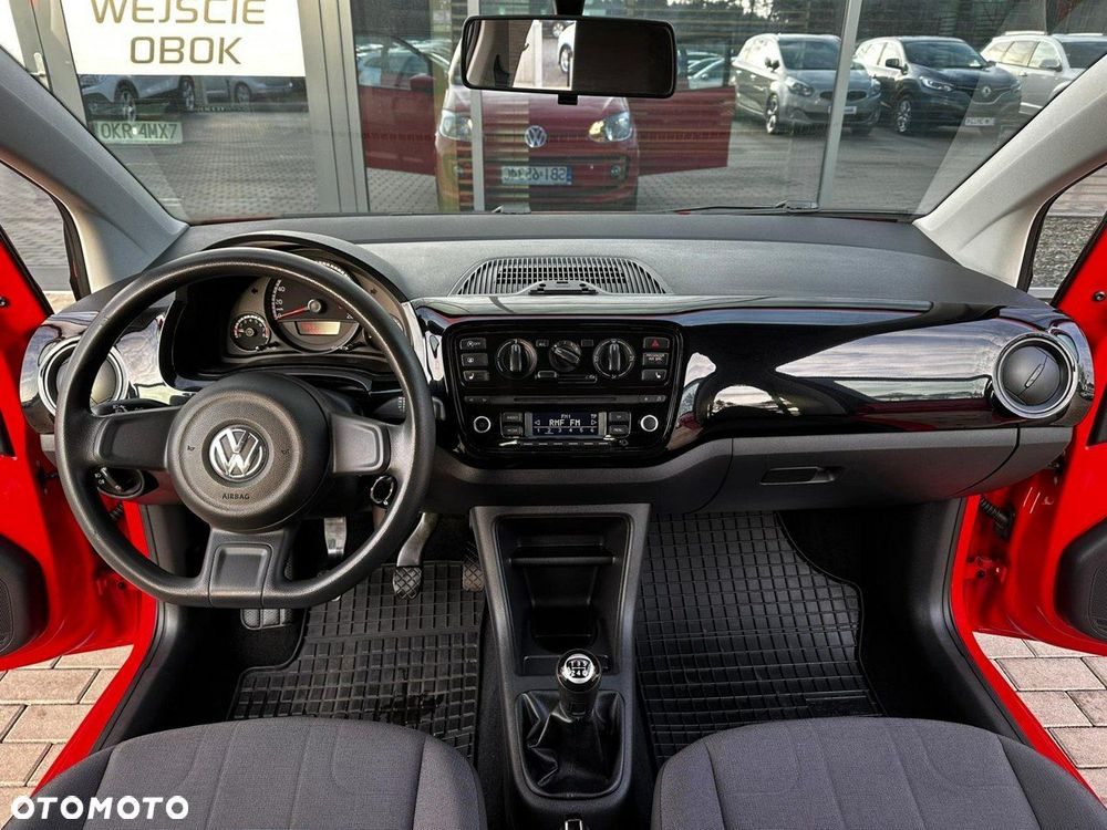 Volkswagen up! (BlueMotion Technology) move - 8