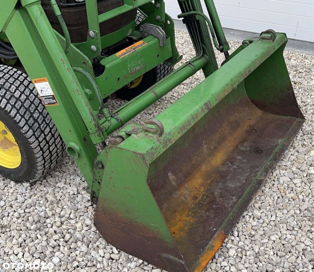 John Deere 4100 - 11