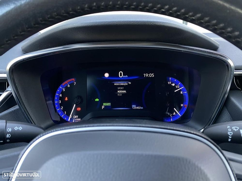 Toyota Corolla 1.8 Hybrid Comfort - 26