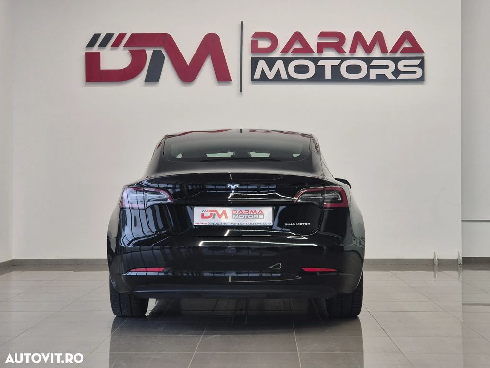 Tesla Model 3 Langstreckenbatterie Allradantrieb Dual Motor - 16