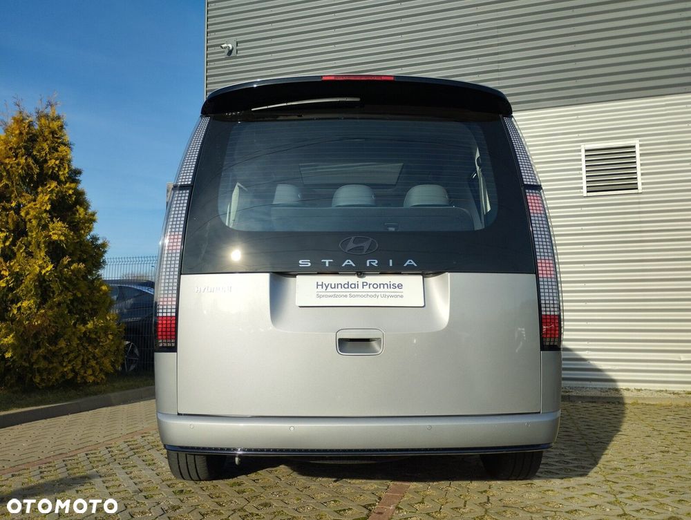 Hyundai Staria 1.6 T-GDI HEV Luxury - 20
