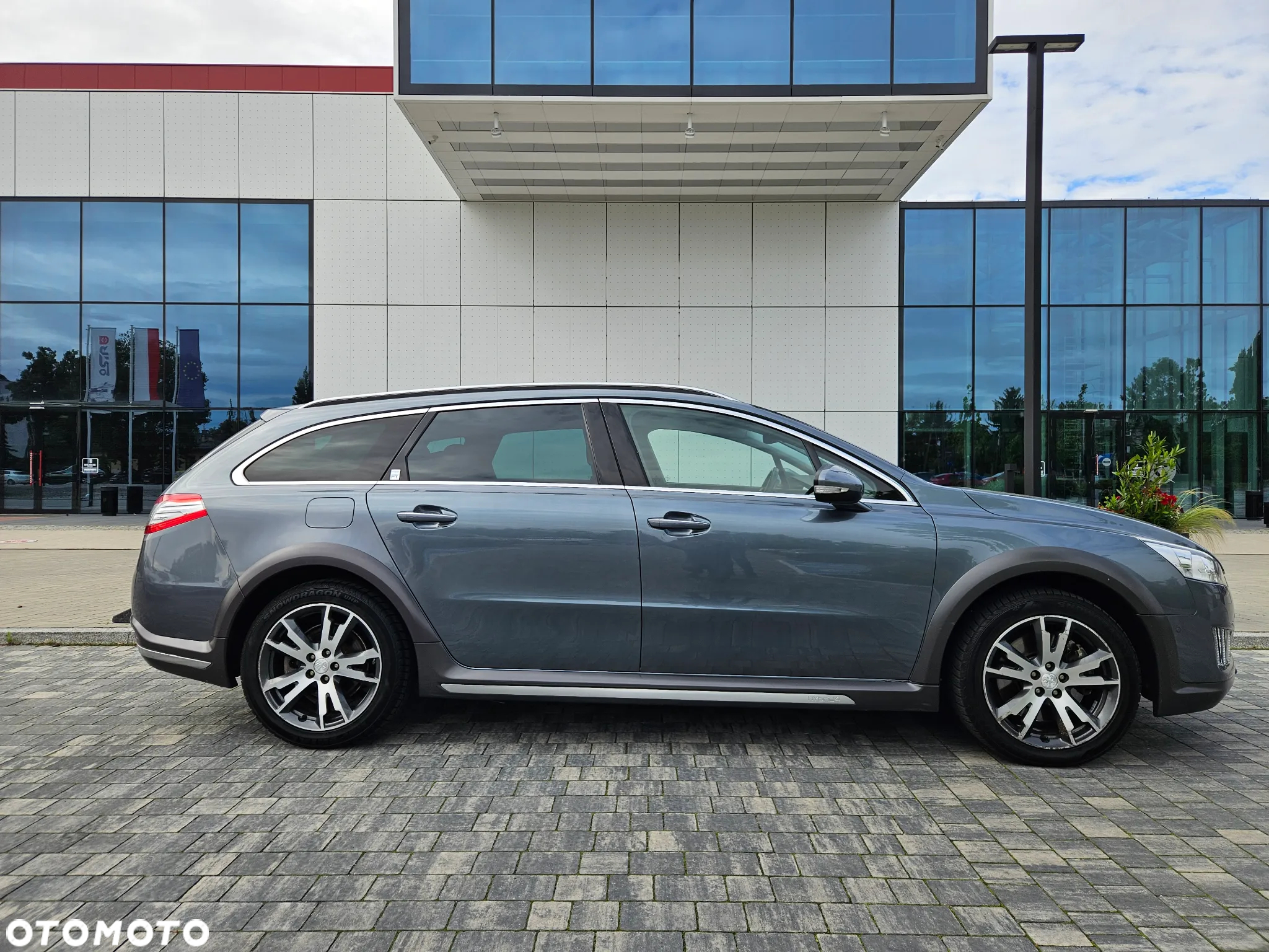 Peugeot 508 RXH Hybrid4 - 6