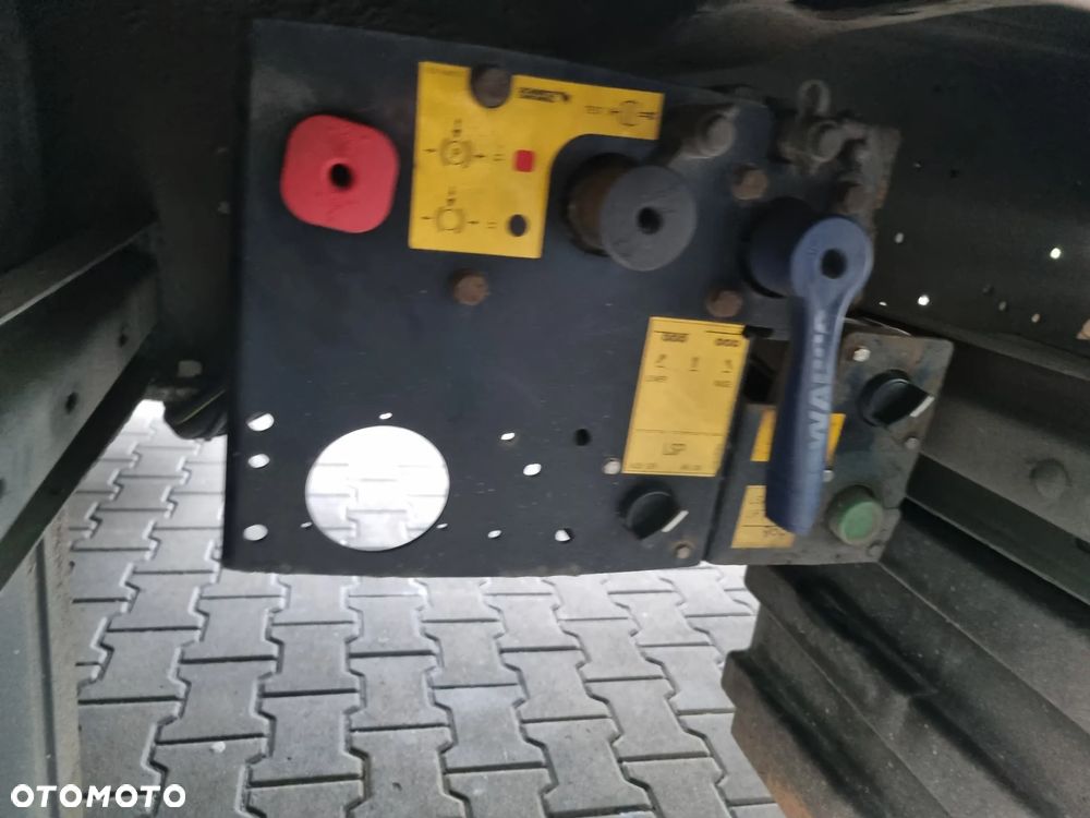 Schmitz Cargobull Varios / MEGA - 4