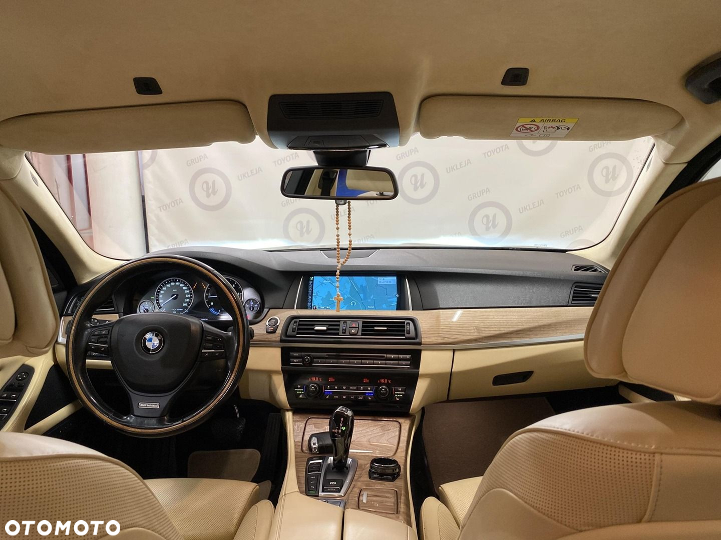 BMW Seria 5 525d xDrive Luxury Line - 11
