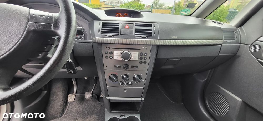 Opel Meriva 1.6 16V Essentia - 20