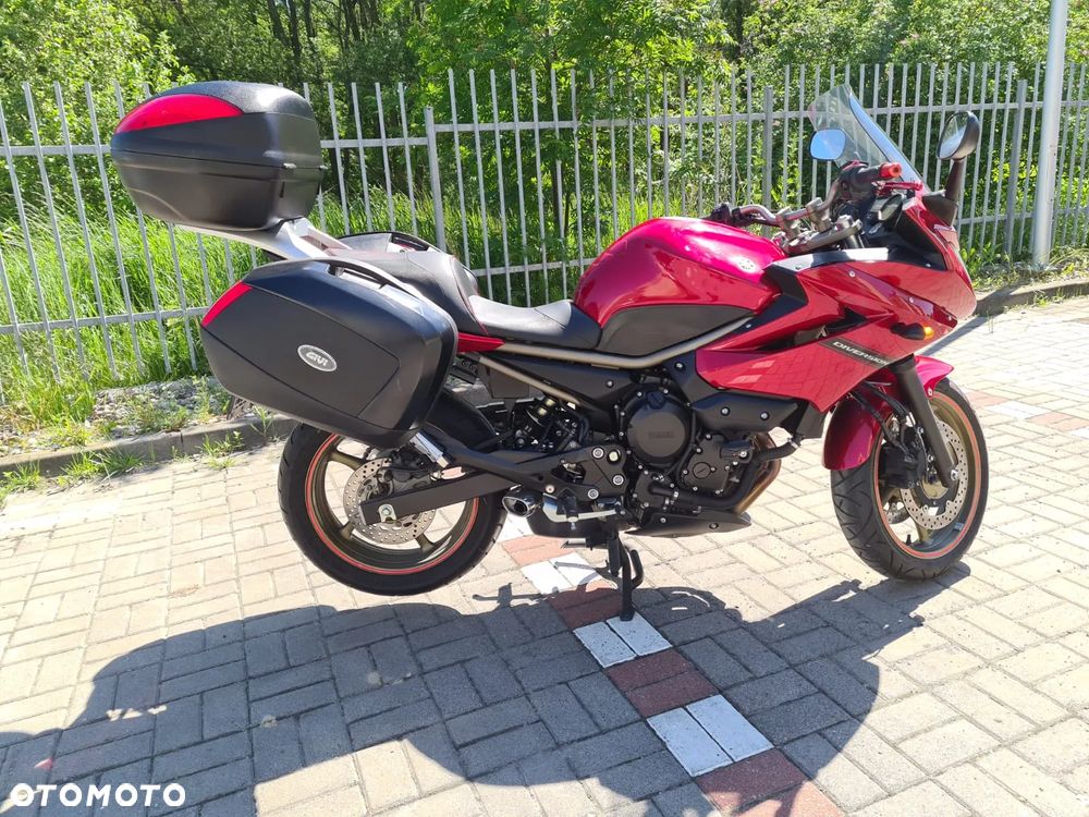 Yamaha XJ - 2