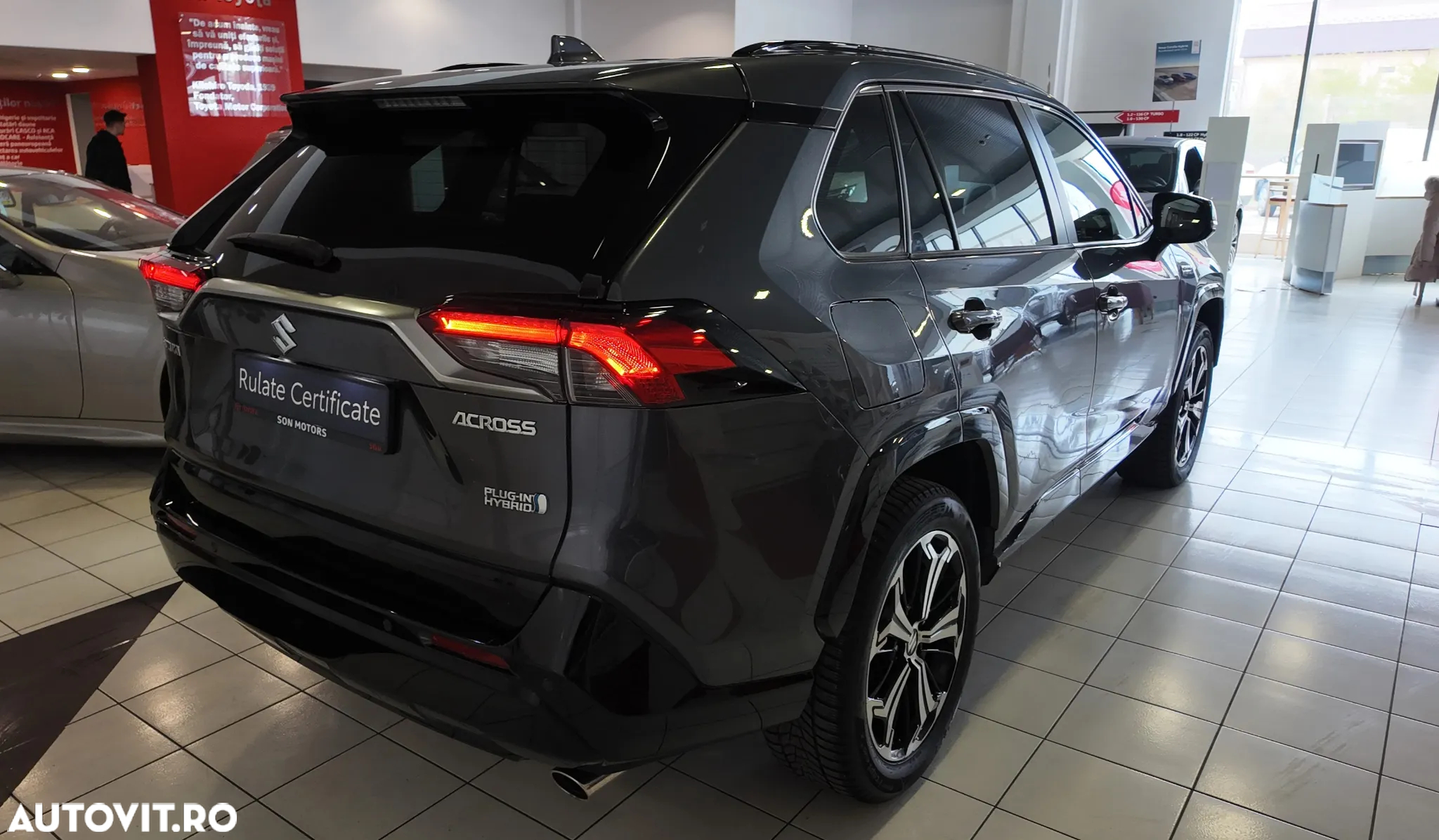 Toyota RAV4 Plug-in-Hybrid - 6