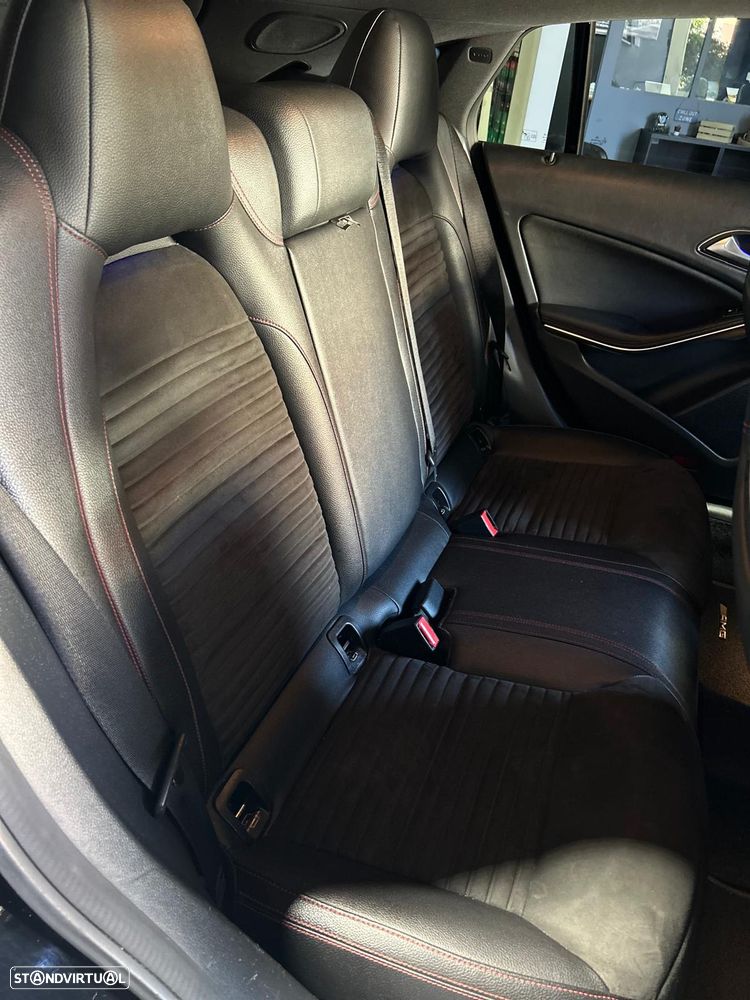 Mercedes-Benz CLA 220 d 7G-DCT AMG Line - 10