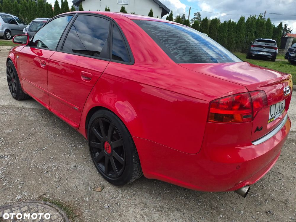 Audi A4 Limousine 2.0T FSI Quattro - 18