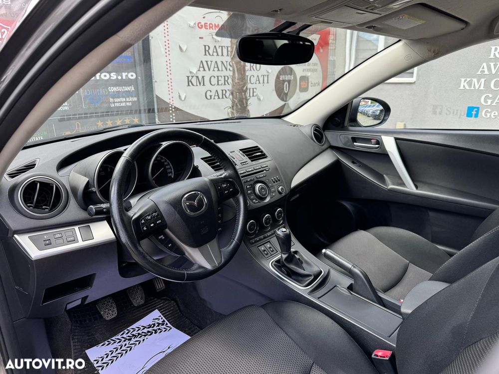 Mazda 3 - 15