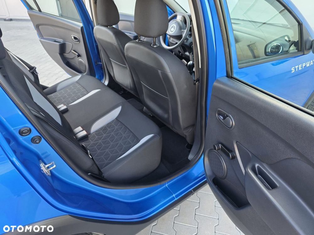 Dacia Sandero Stepway TCe 90 (S&S) Celebration - 16