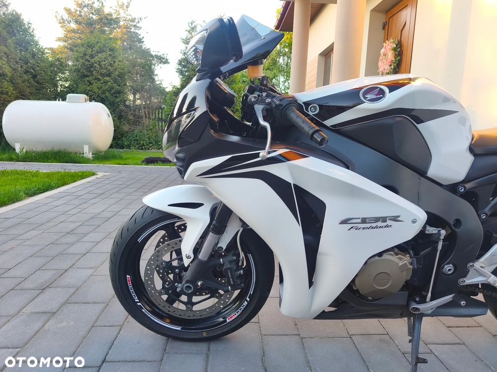 Honda CBR - 21