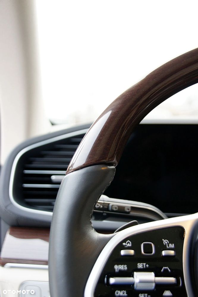 Mercedes-Benz GLS 400 d 4-Matic - 9