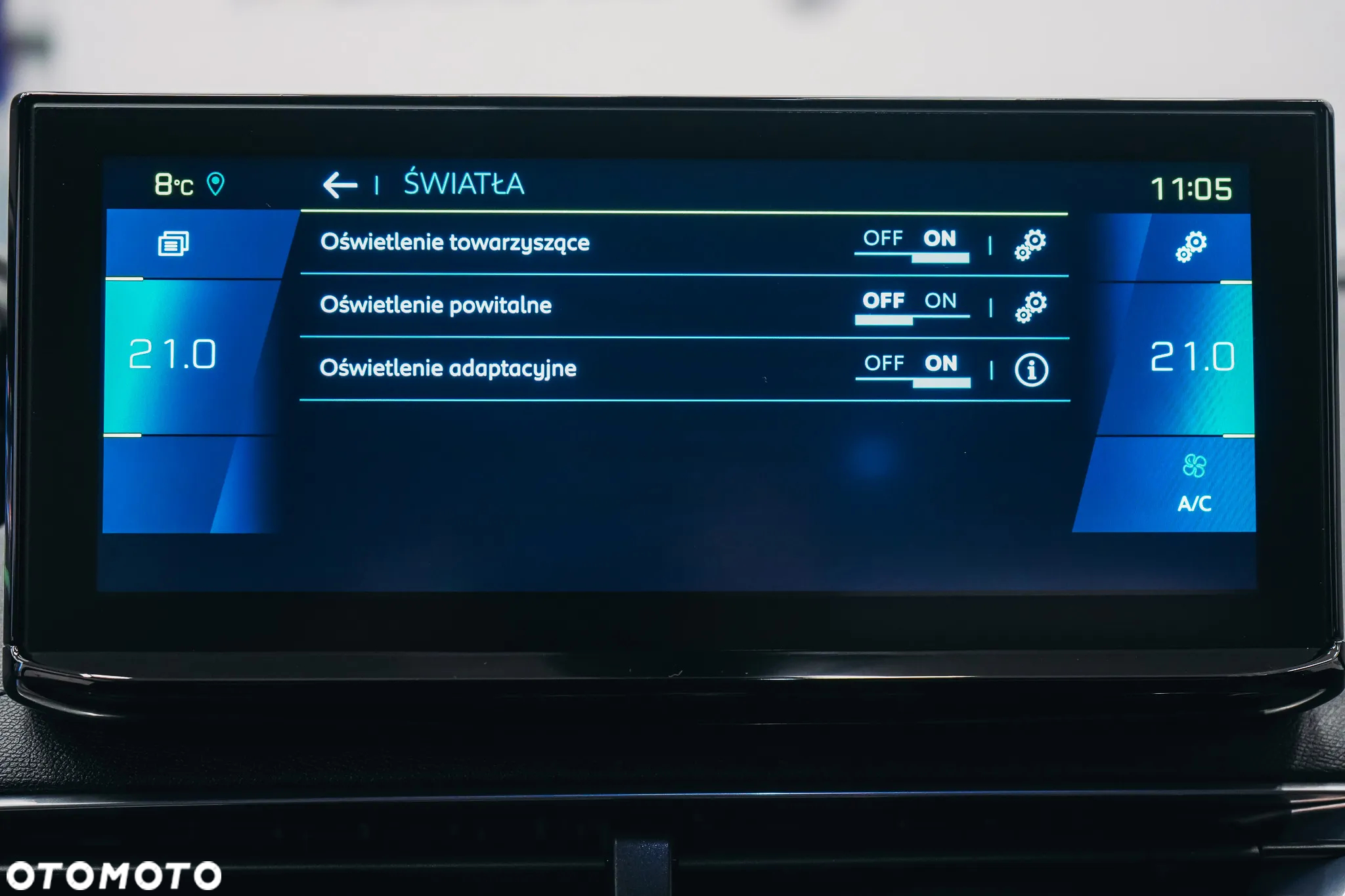 Peugeot 3008 Hybrid4 300 e-EAT8 GT - 31