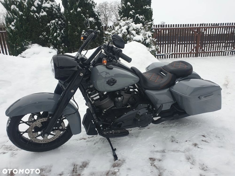 Harley-Davidson Touring Road King - 9