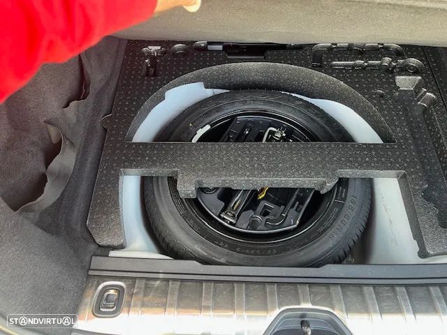 Peugeot 2008 1.2 PureTech GT Line - 22