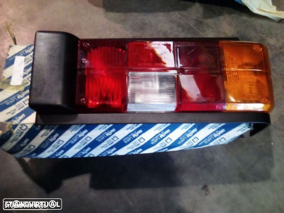 Farolim traseiro drt Fiat Ritmo (novo original) - 1
