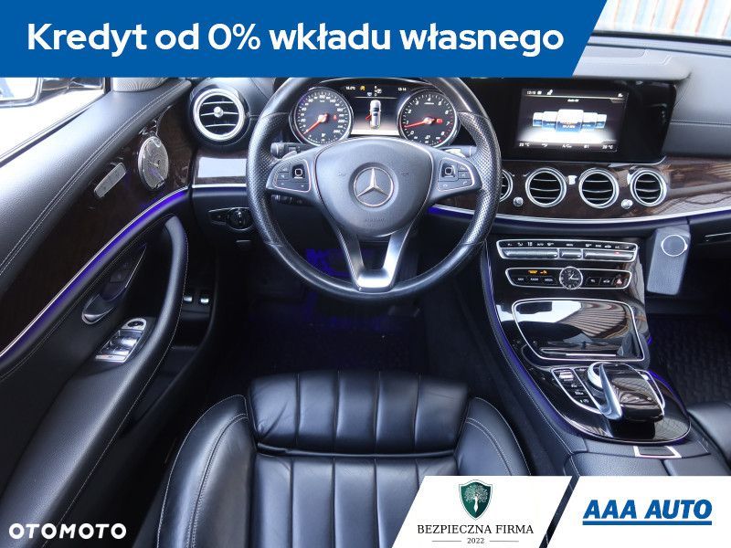 Mercedes-Benz Klasa E - 25