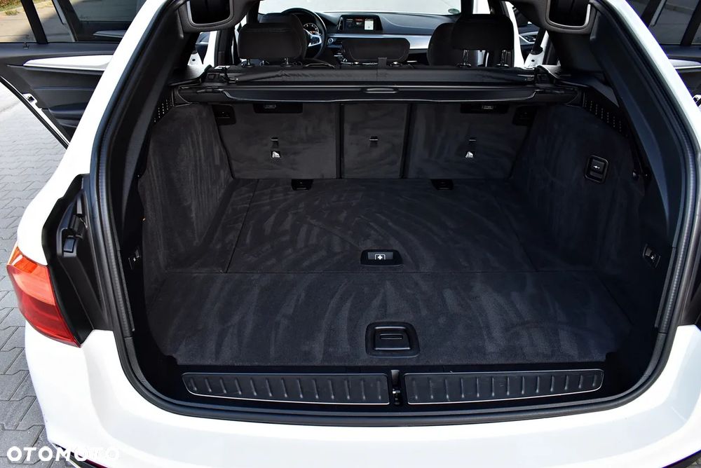 BMW Seria 5 520d M Sport Edition - 40