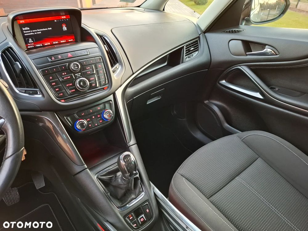 Opel Zafira 2.0 CDTI Enjoy - 33