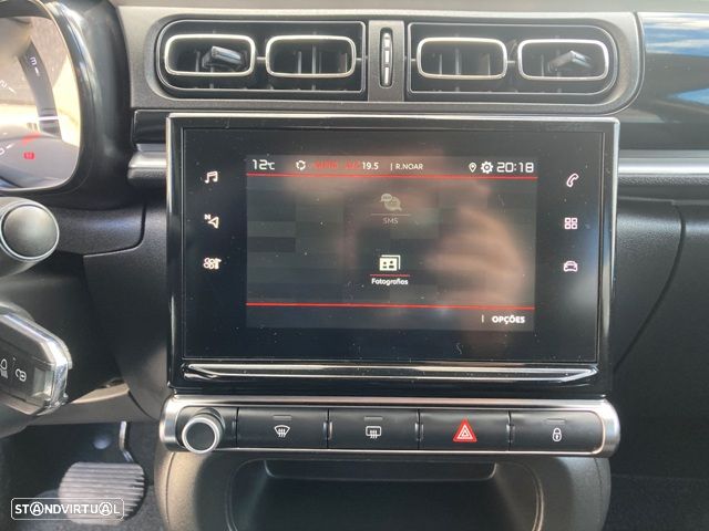 Citroën C3 1.2 PureTech Shine Pack EAT6 - 23