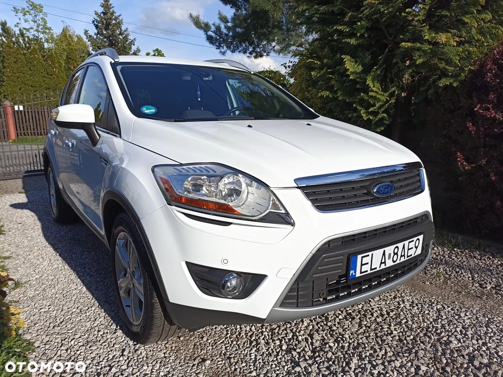 Ford Kuga 2.0 TDCi 4x4 Titanium - 2